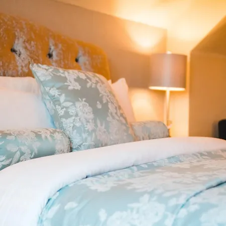 Hotel Raheen Woods