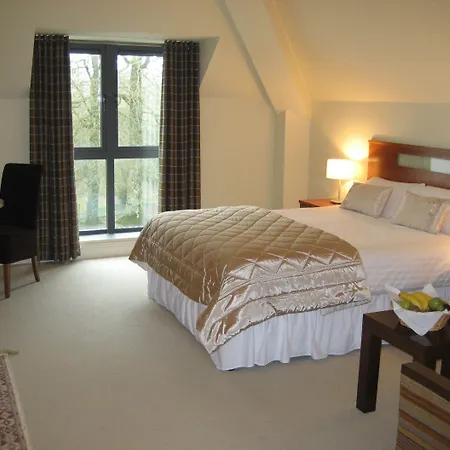 Hotel Raheen Woods