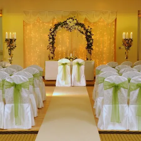 Hotel Raheen Woods