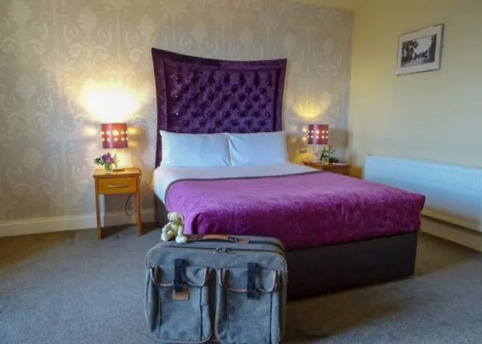 Raheen Woods Атенрай