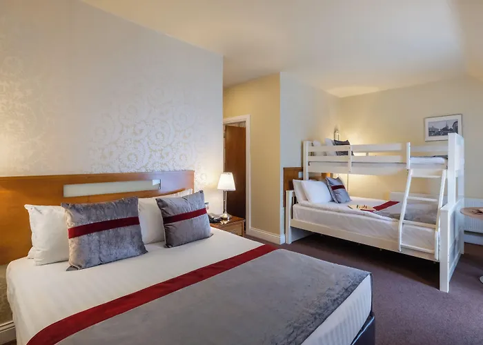 Raheen Woods Ξενοδοχείο